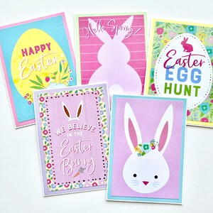 Cartes de vœux de Pâques avec des lapins de Pâques