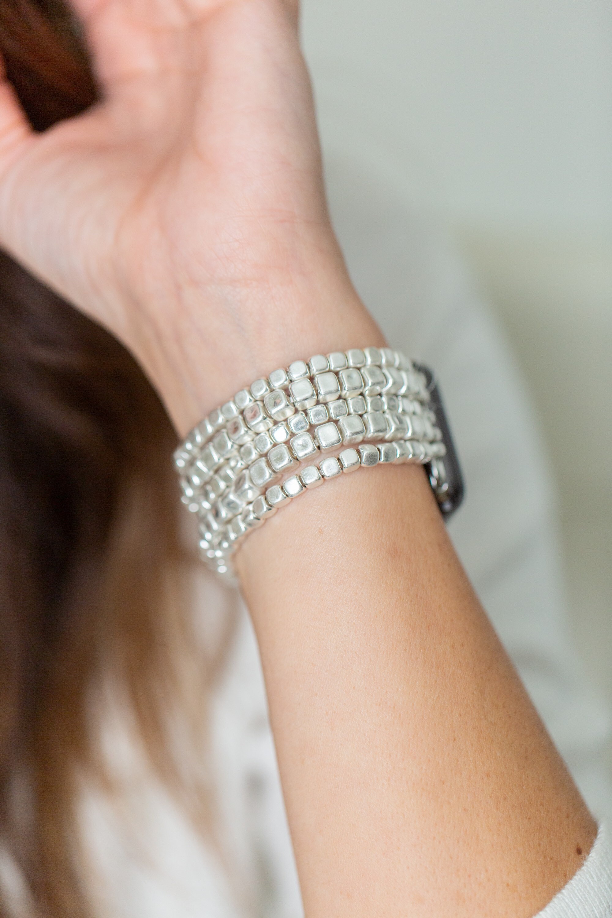 Silver stretchy Apple Watch band, silver Apple Watch band, silver App…
