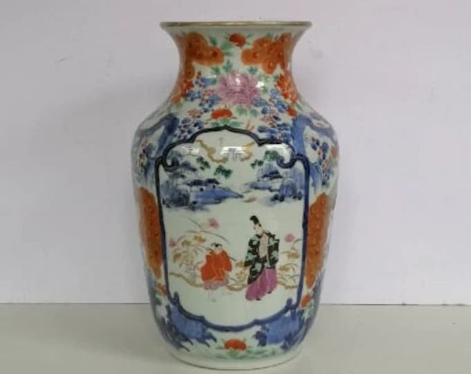 A Beautiful Antique Japanese Kutani Vase With Samurai And Peacock Hand-Painted Panels, 19th Century Ca. 1880