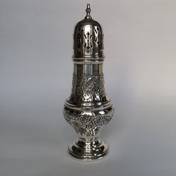 Caster por Viners of Sheffield England, Silver Plate on Copper, circa 1920