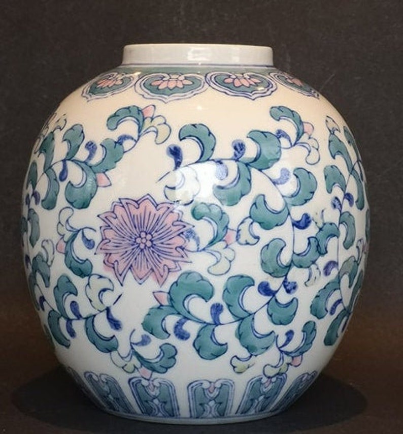 A Famille Verte Chinese Scrolling Lotuses Porcelain Jar Early 20th Century