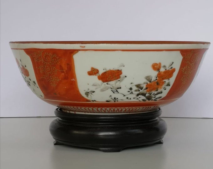 Edo Period Japanese Kutani Orange Porcelain Bowl Decorated With Figural Scene Of Japanese Boys,  On Lacquered Wood Stand, Ca. 1825