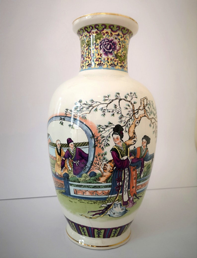 Vintage Chinese Porcelain Vase Marked Circa 1930/'s 17.5 H x 5.3 W