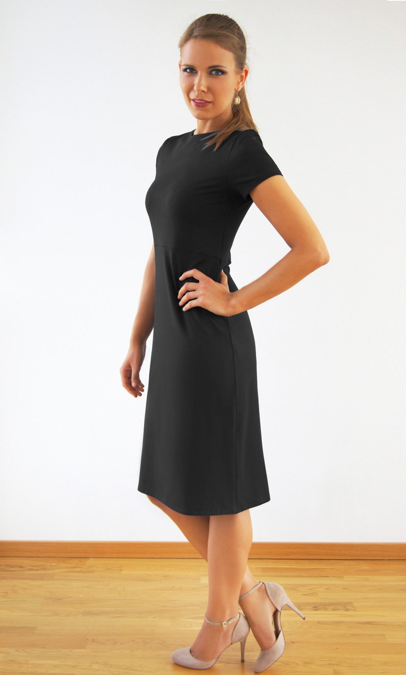 Kleid Etuikleid in Schwarz und vielen Farben individualisierbar Bild 1
