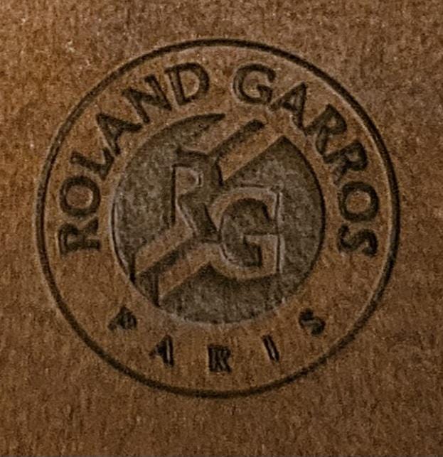 カルロス・アルカラス選手のサインと日付入り、2025年全仏オープンで