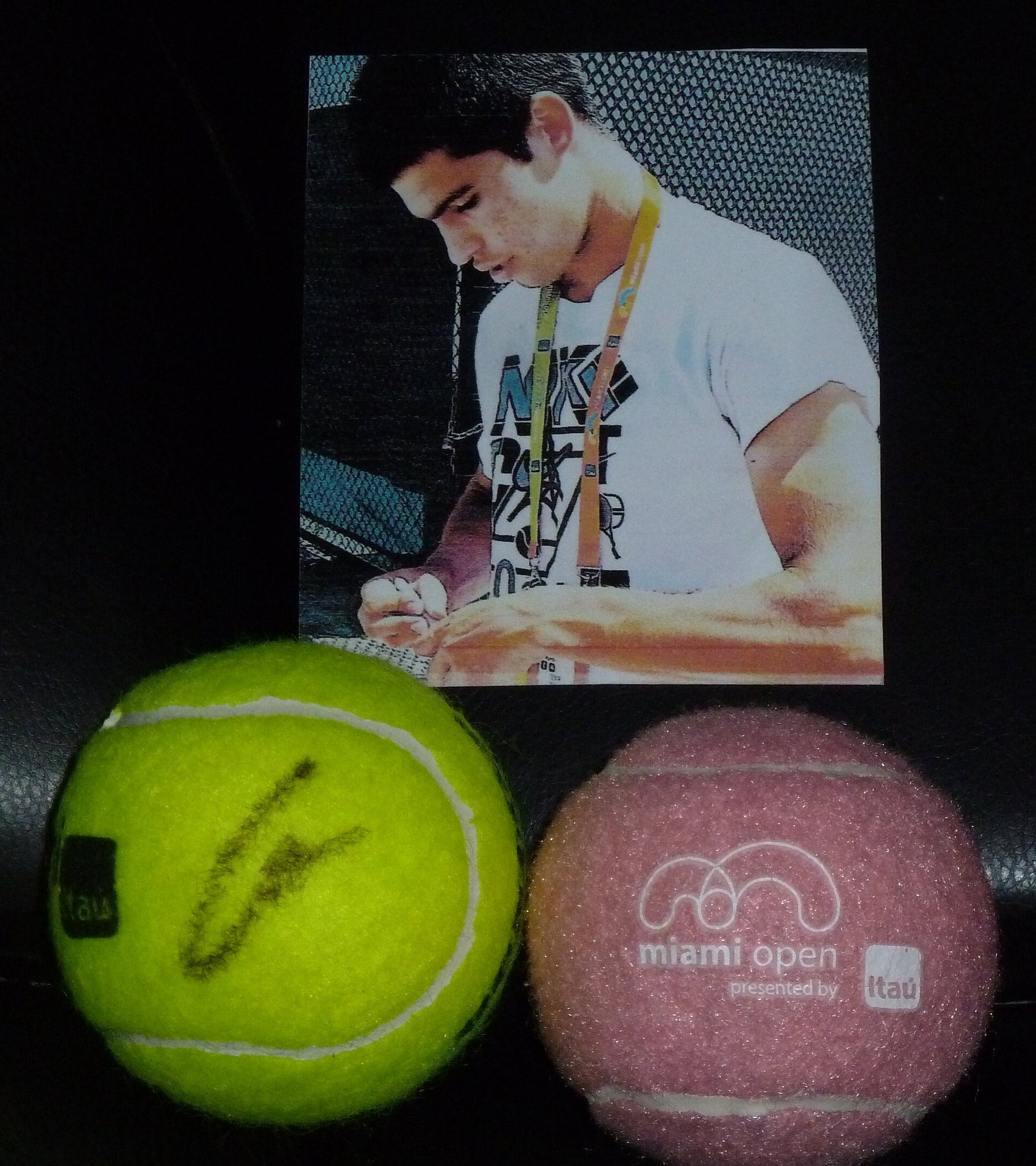 CARLOS ALCARAZ 直筆サイン入りマイアミオープンテニスボールと無料の