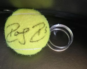 ロジャー・フェデラーのサイン入り全米オープンテニスボール - Etsy 日本