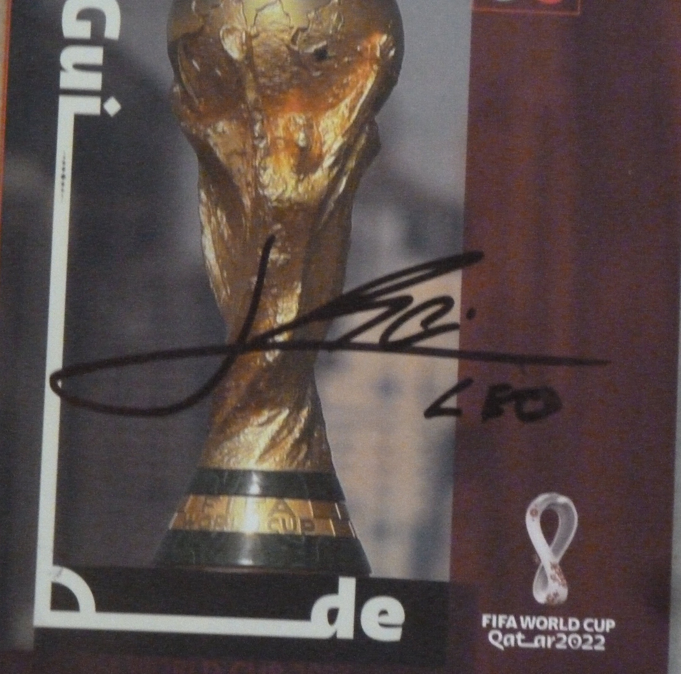 リオネル・メッシが2022年カタールFIFAワールドカッププログラム