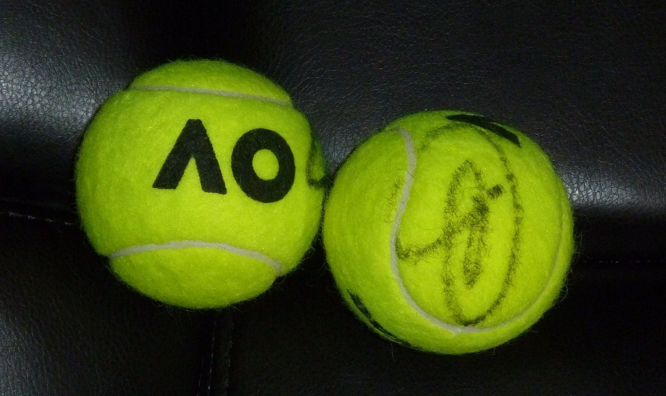 Bola de tênis autografada do Aberto da Austrália, NOVAK DJOKOVIC