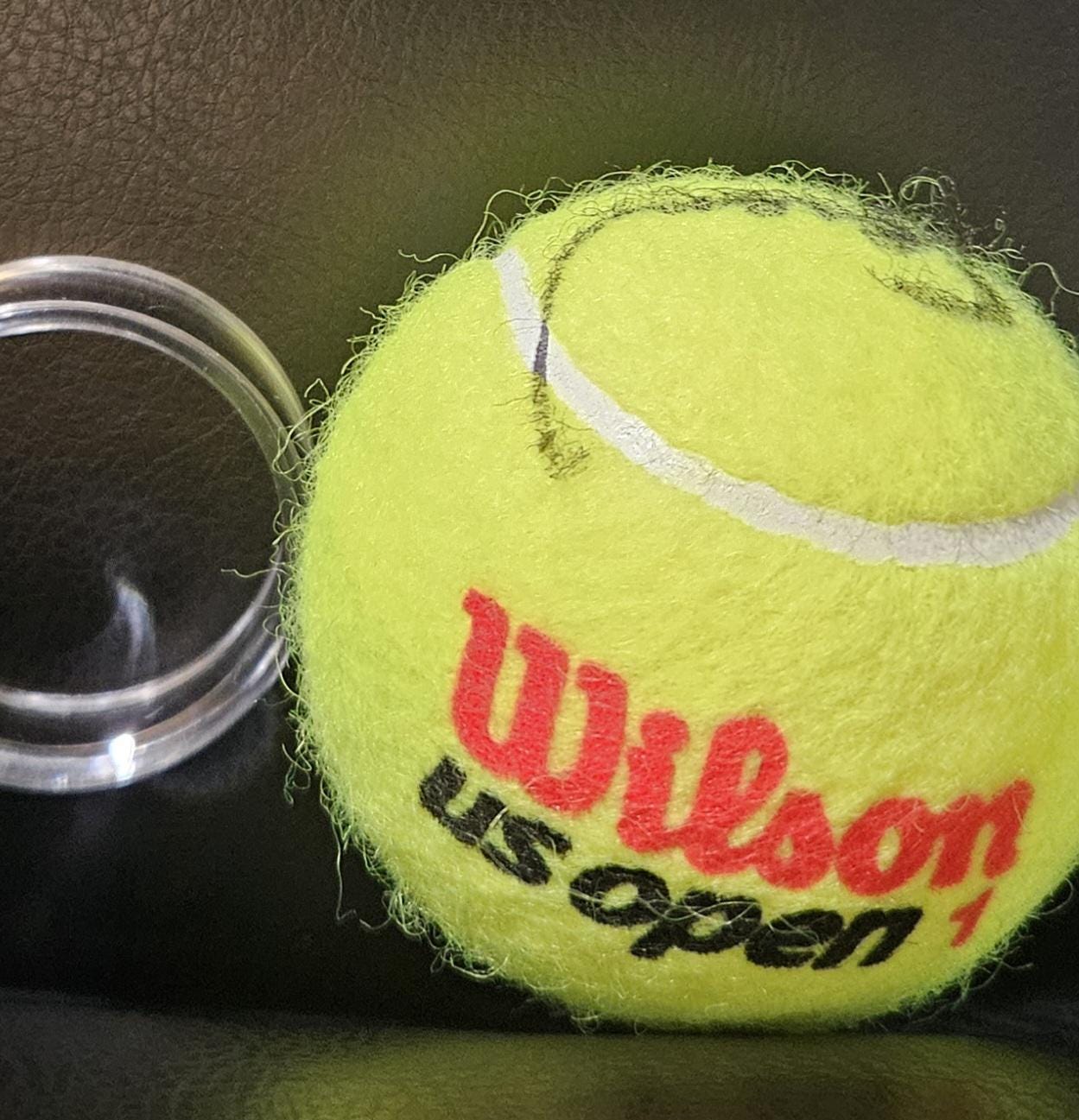 ロジャー・フェデラー直筆サイン入り全米オープンテニスボール