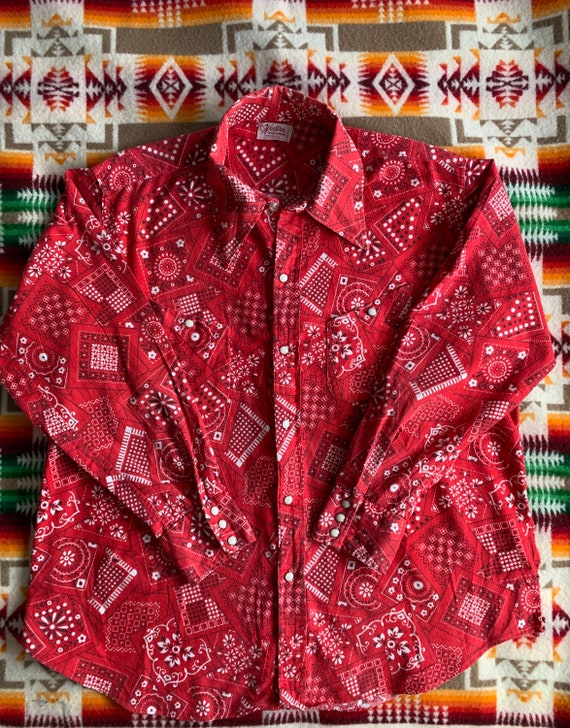 Long Sleeve Red Bandana Design Shirt