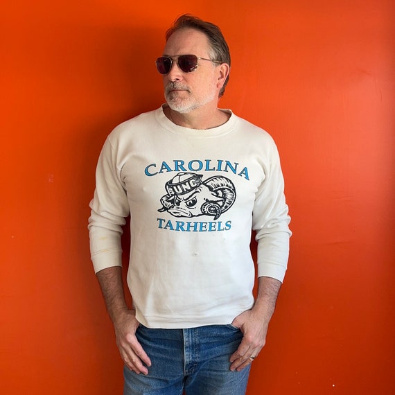 Thrashed Vintage UNC sweatshirt made in USA Carolina Tarheels Medium