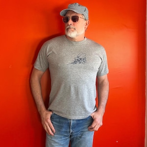 Vintage 90s Navy Seabees t shirt made in USA Large