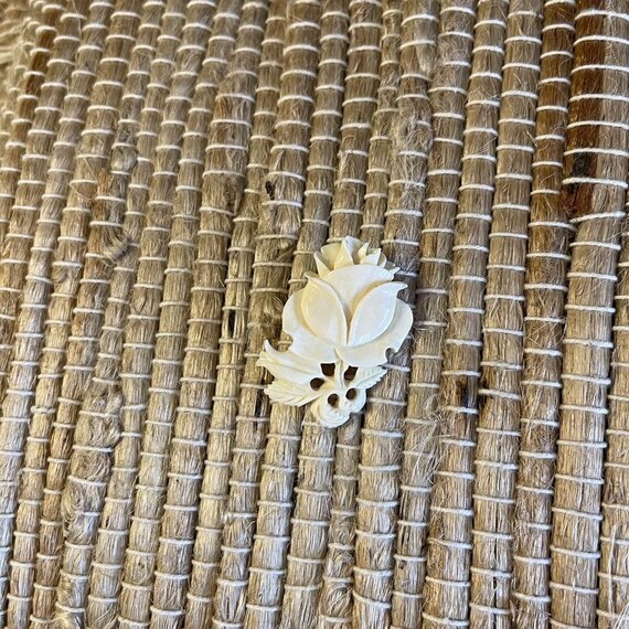 Vintage Brooch Carved Bovine Bone White Flower Pi… - image 5