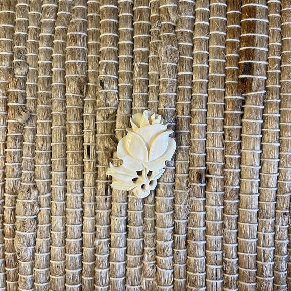 Vintage Brooch Carved Bovine Bone White Flower Pi… - image 4