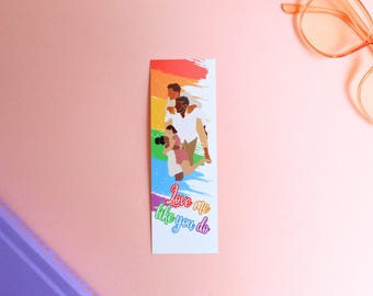 クィア・ラブ・ブックマーク：レインボー・プライド・フラッグ、LGBTQ読者へのギフト