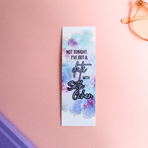 Marcapáginas de Seth Cohen, El novio de la serie The OC, Cita nocturna de libros