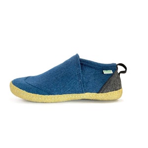Men's Tengries Walkabouts: Wool Felt House Shoes with Rubber Soles