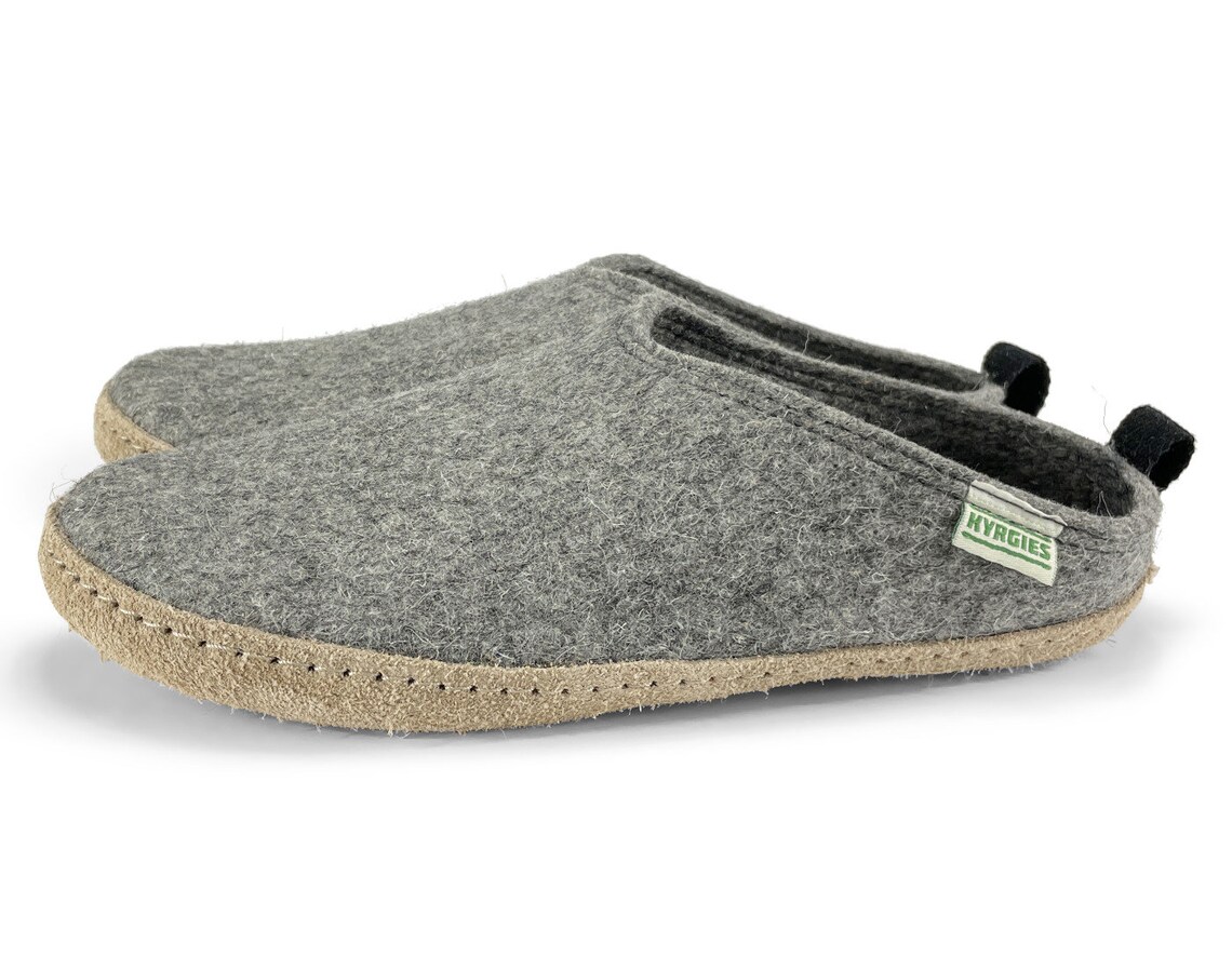 grey slide on slippers