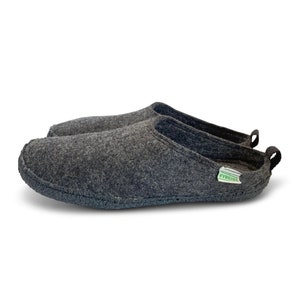 Women&#39;s Wool Slippers with Rubber Soles