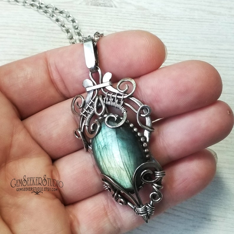 Green Labradorite pendant Wire wrap jewelry Copper jewelry Etsy