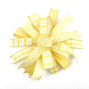 Lazo amarillo para uso diario para carteles, coronas o farolillos • Lazo decorativo para cestas o adornos de coronas • Colgador para puerta de entrada