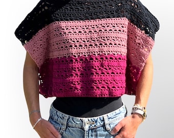 Reversible crocheted short poncho in pink, black and pastel green