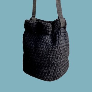 Crocheted bag black, crocheted bag with mini bag inside, bag strap handle image 4