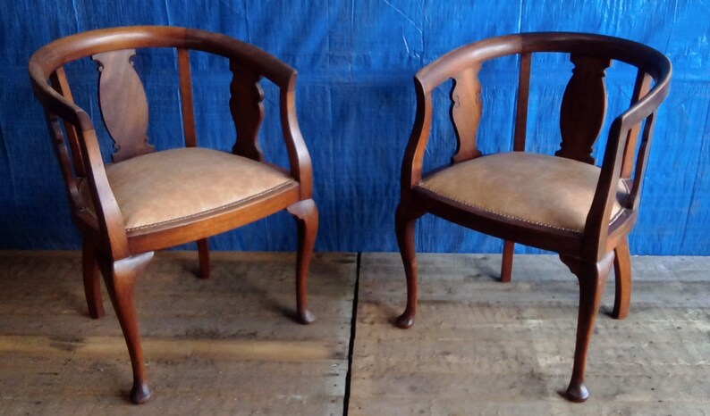 Pair Of Victorian Mahogany Tub Chairs Leather Seats