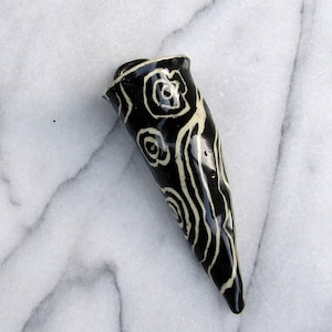 Small wall pocket - Sgraffito Bud Vase - Fether Collection Holder