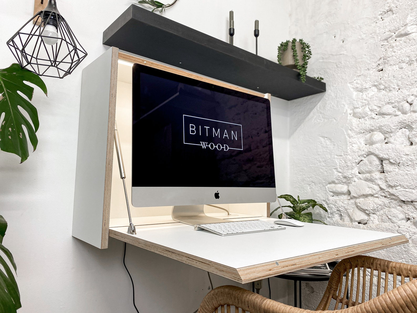 How To Hide Computer Monitors When They