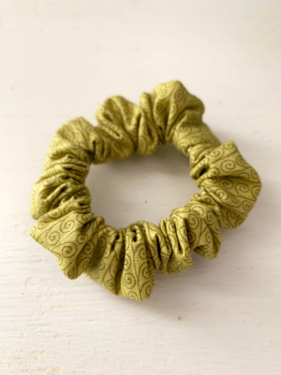 Green Spiral Scrunchie Hair Tie Ponytail Hair Etsy
