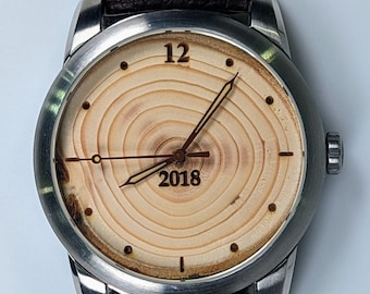 5th Anniversary Gift Wood Watch. Wood Watch Showing Five Annual Tree Rings. Best 5 Year Anniversary Present