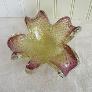 Murano Purple Bullicante Leaf Form Art Bowl w/ Gold Aventurine