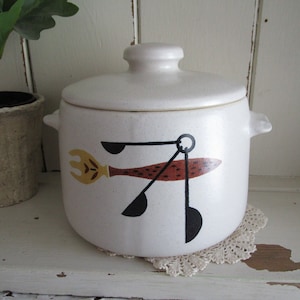 Westbend Crock, Mid Century Design