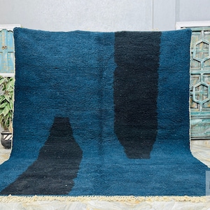 Blue Berber Rug: Abstract Wool Moroccan Rug