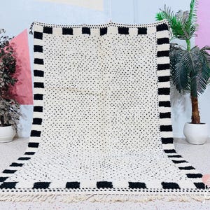 PRETTY MORROCAN RUG, Beni Ourain Rug, Handmade Rug, White And Black Rug, Moroccan Rug, Custom Rug, Dot Black Rug, Wool Area Rug, Morocco Rug