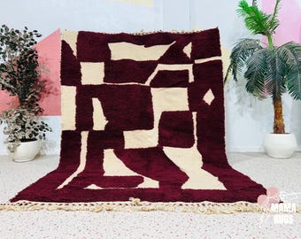 Handmade Burgundy Beni Ourain Rug: Moroccan Berber Carpet