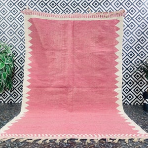 Custom Moroccan Kilim Rug, Pink Kilim Rug, Handmade Rug, Pink Wool Rug, Morrocan Area Rug, Berber Carpet, Art Kilim Pink Rug