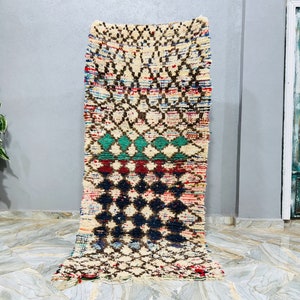 Tapis marocain boucherouite fait main : design tribal berbère, 3,3 pi x 7,2 pi