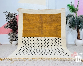 Handmade Beni Ourain Rug: Moroccan Berber Wool Carpet