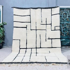 WOVEN TUFTED MOROCCAN Rug, Custom Size Beni Ourain Rug, Handmade Berber Carpet, White And Black Rug, Abstract Area Rug, Soft Morocco Rug