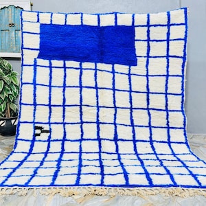 Handwoven Blue and White Wool Moroccan Rug: Berber Carpet
