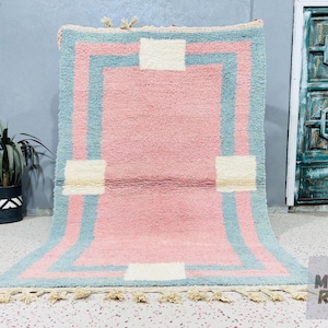 Pink Moroccan area rug- Pink Beni ourain rug for living room - mid century modern - Colorful Geometric Berber rug