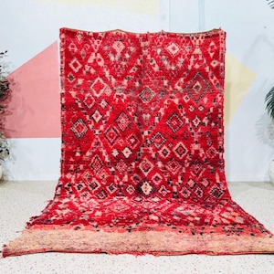 Vintage Red Boujaad Rug: Large Moroccan Berber Carpet, Handmade Wool