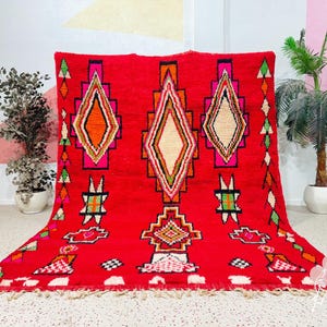 Handmade Red Moroccan Boujaad Rug: Berber Wool, Vintage Style