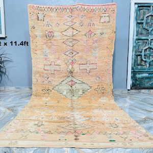 Vintage Boujaad rug, Peach Moroccan rug, Moroccan Berber rug, Wool rug, Hand knotted Rug