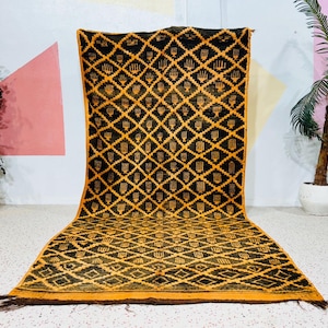 Tapis berbère vintage : grand tapis marocain en laine, fait main
