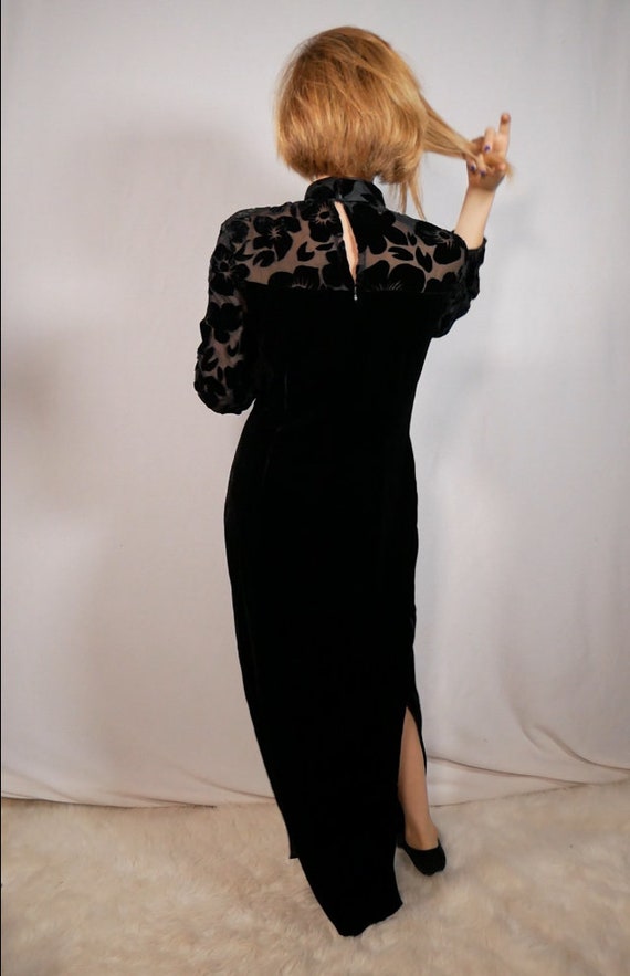 Cheongsam Style  Black Velvet Dress Sheer and Flo… - image 9