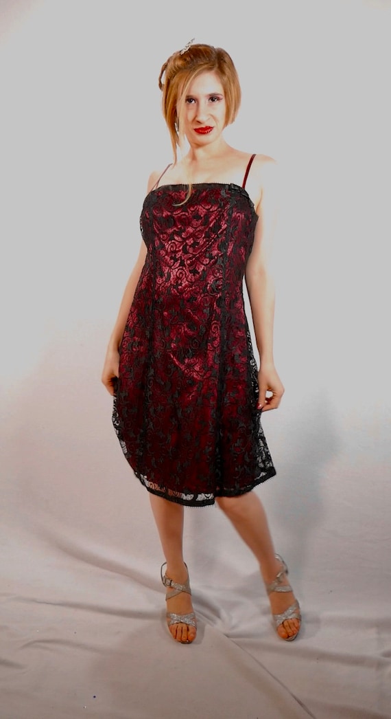 Betsey Johnson Evening Burgundy Lace Dress Size L… - image 2